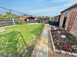 Photo 32- click for photo gallery